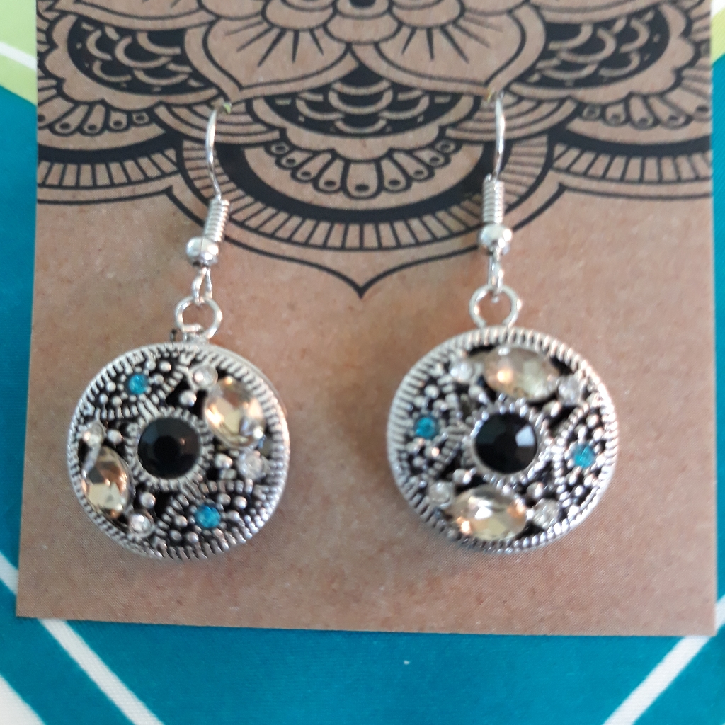 Snap Button Charms 12$